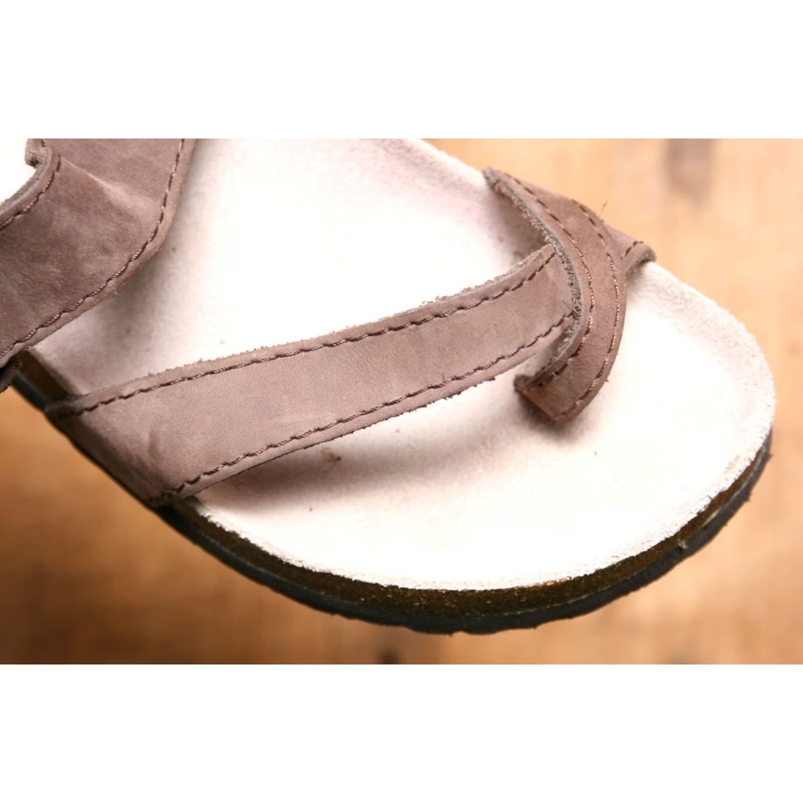 Vintage VINTAGE BJORNDAL Dartmouth Brown Leather Toe Loop Slide Sandals Women's 9B Size US 9 / IT 39 - 6 Thumbnail