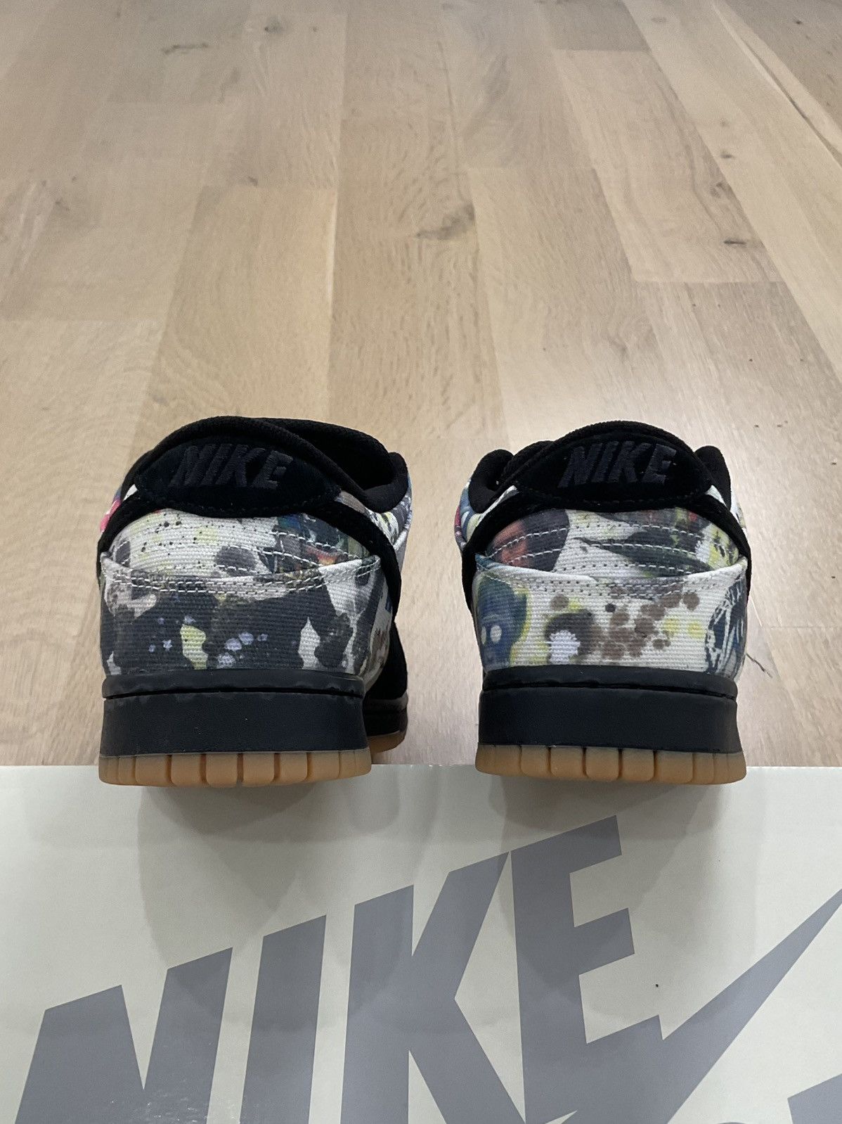 Nike × Supreme Nike SB x Supreme Dunk Low Pro QS Rammellzee Black Size US 9.5 / EU 42-43 - 4 Thumbnail