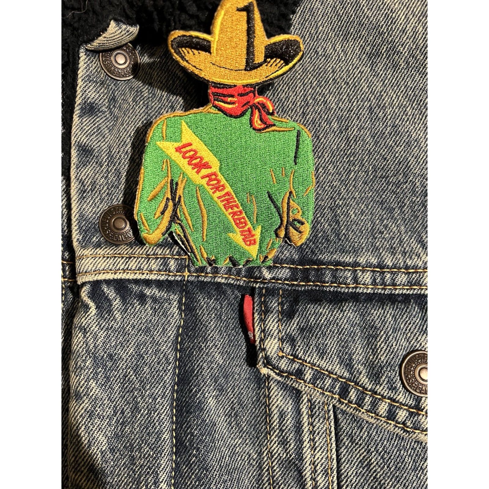 Levi's Levi’s Premium Trucker Jacket L Mens Blue Denim 48 in 2018 BigE Sherpa Fleece Vintage 90s Hipster Classic Outdoor Winter Autumn Spring jacket Size US L / EU 52-54 / 3 - 3 Thumbnail