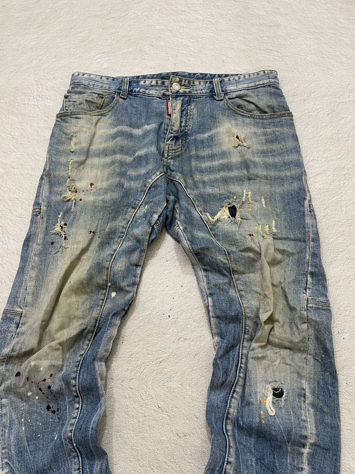 Japanese Brand 2000s Dsquared Ripped Denim Mudwash Jeans Wash Y2K Japan Size US 33 - 2 Thumbnail