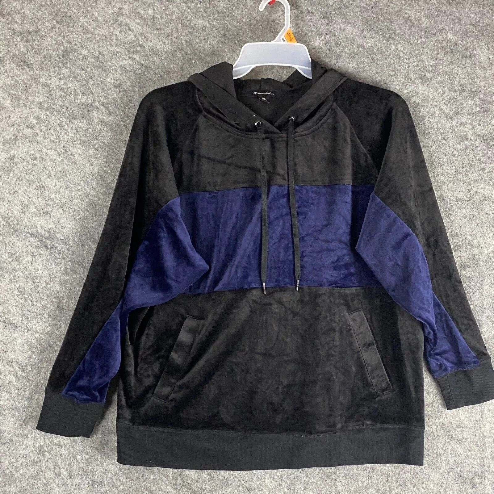 Champion Champion Hoodie XL Women's Pullover Drawstring Polyester Size XL / US 12-14 / IT 48-50 - 1 Thumbnail