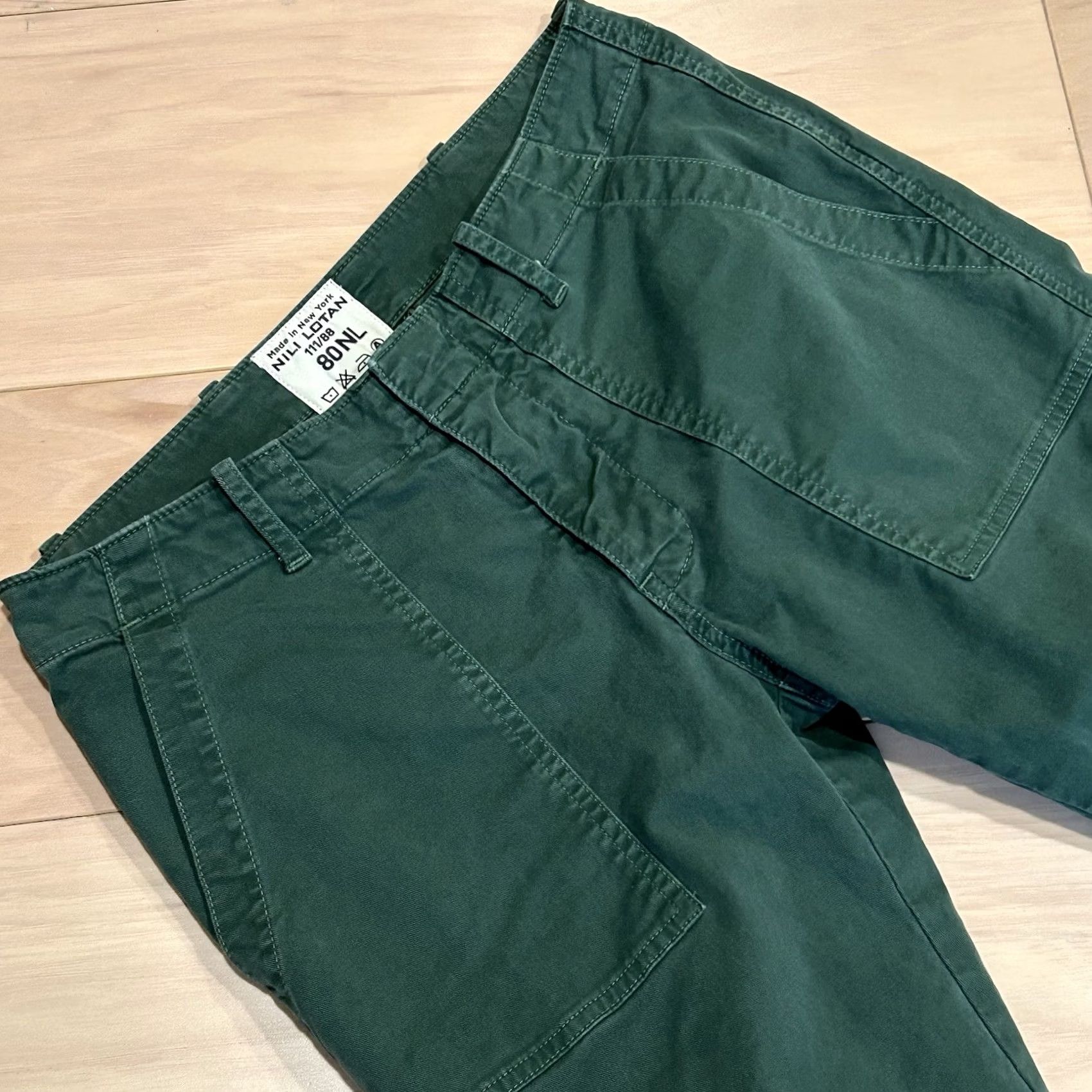 Nili Lotan Nili Lotan Cropped Military Pants Women’s 2 Green Cotton Blend Zip Button Tapered 25 Inseam Pockets Cropped 9 Rise Regular No N/A Size 26" / US 2 / IT 38 - 3 Thumbnail