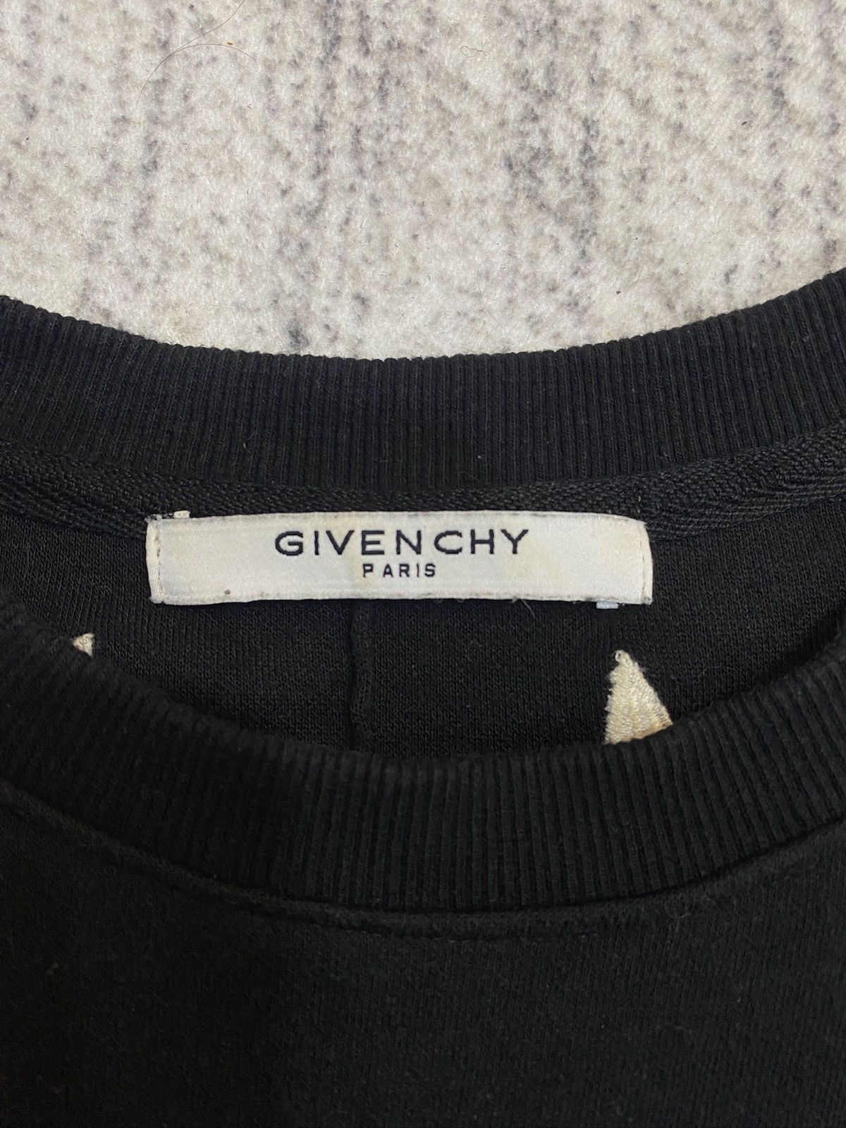 Other Givenchy Star Neck & Embroidered Sleeve Sweatshirt - Black Size US L / EU 52-54 / 3 - 5 Thumbnail
