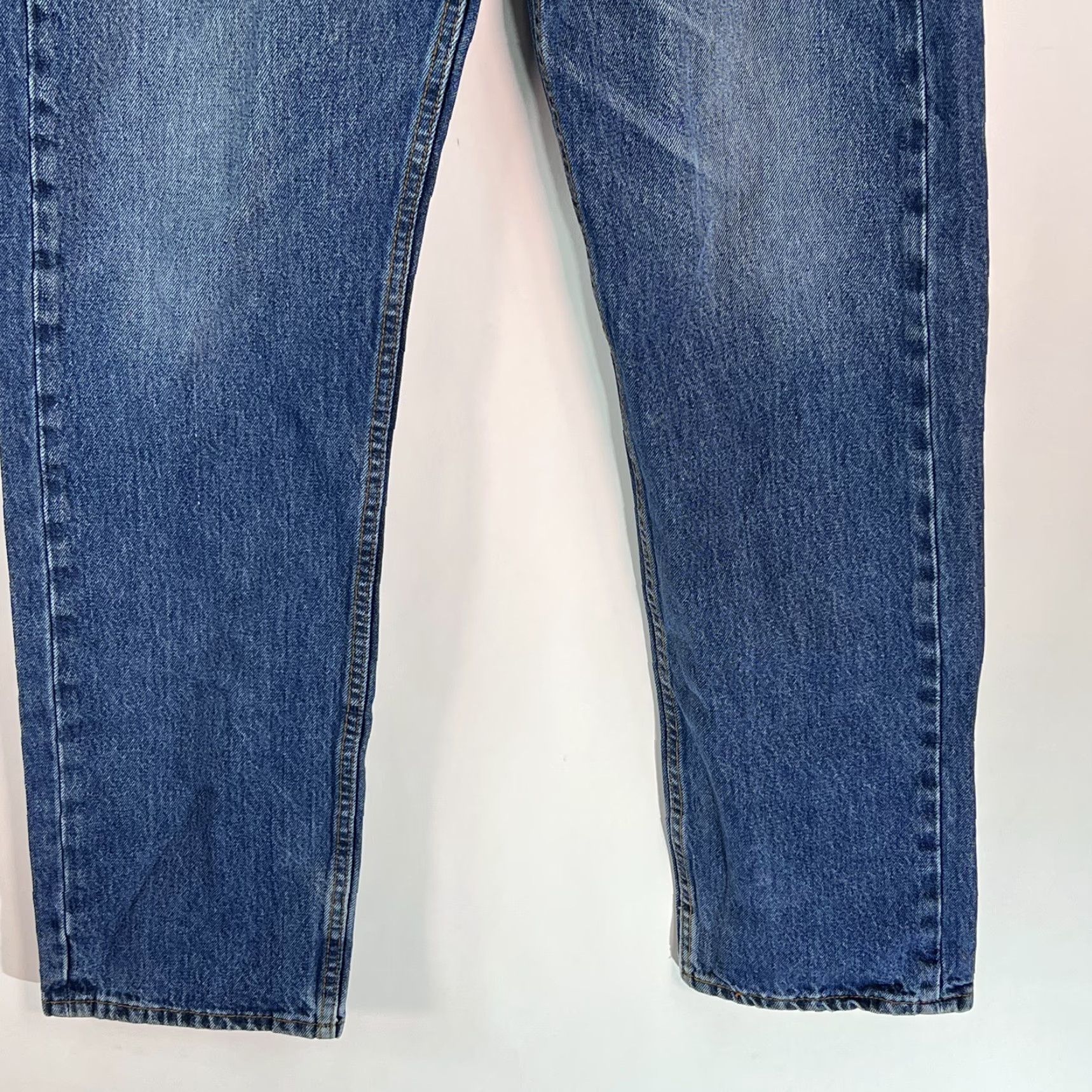 Levi's VINTAGE Levi's 505 Jeans Men's Mid Rise Straight Leg Blue Denim Size 36x34 Casual Size US 36 / EU 52 - 5 Thumbnail