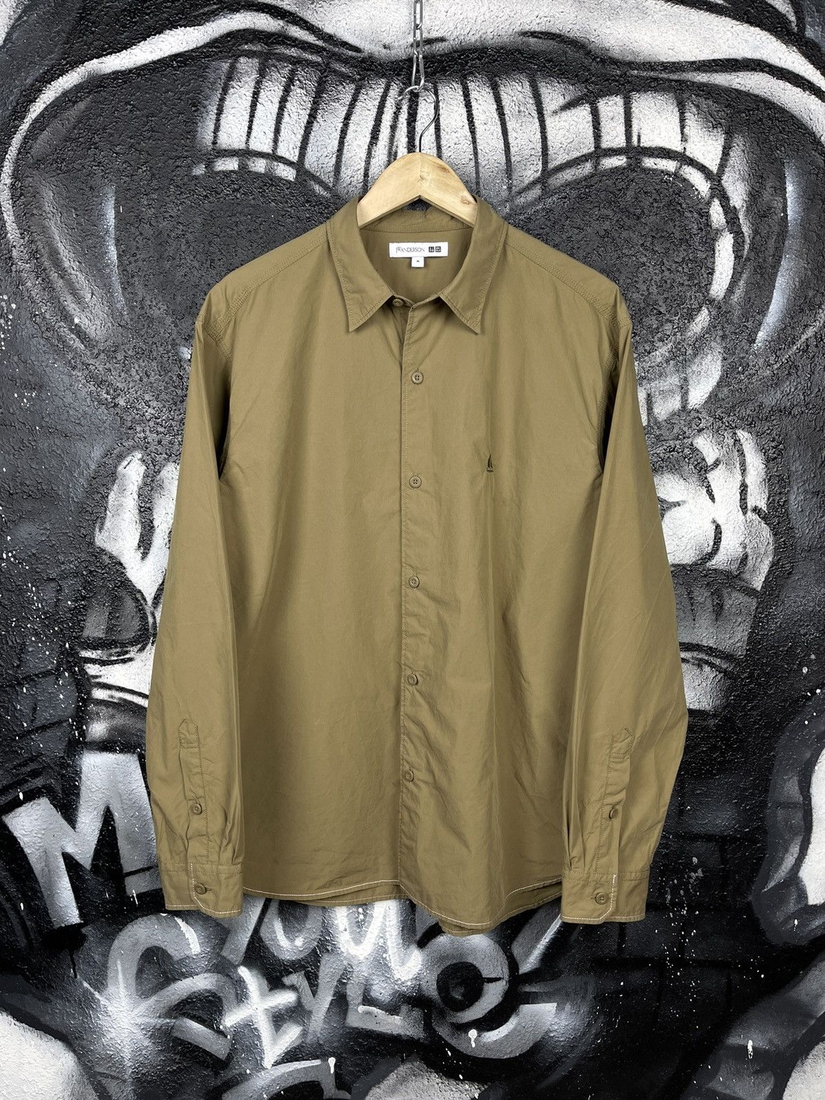 JW Anderson × Uniqlo Uniqlo x J.W. Anderson Shirt Button Up Men’s Size M Size US M / EU 48-50 / 2 - 3 Thumbnail