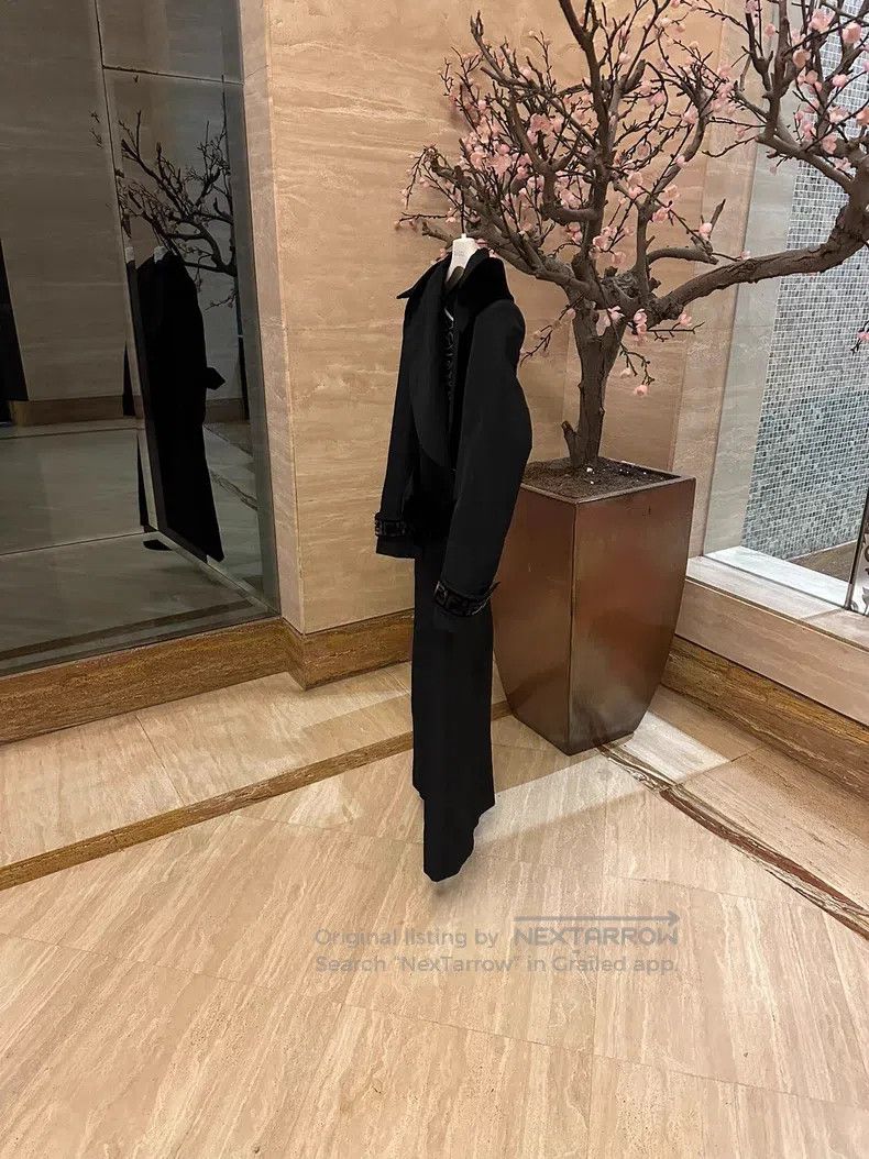 Fendi Fendi Windbreaker Jacket with Velvet Material Size XXS / US 00 / IT 34 - 3 Thumbnail