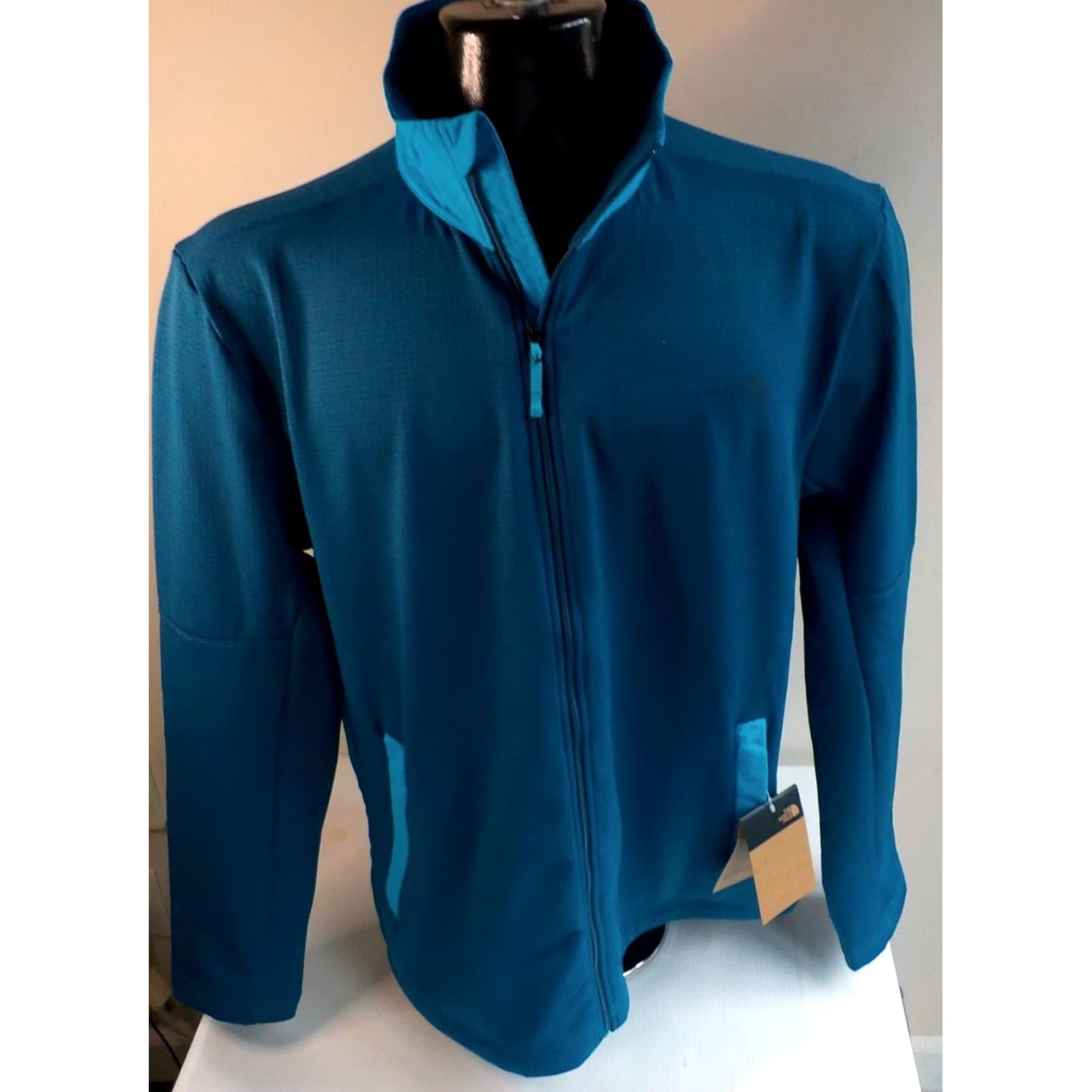 The North Face The North Face 2 Tone Zipper Front Track Jacket Teal Turquoise L NWT Track Jacket Men Blue 95% Polyester 5% Elastane Zip Pockets NWT Size US L / EU 52-54 / 3 - 2 Thumbnail