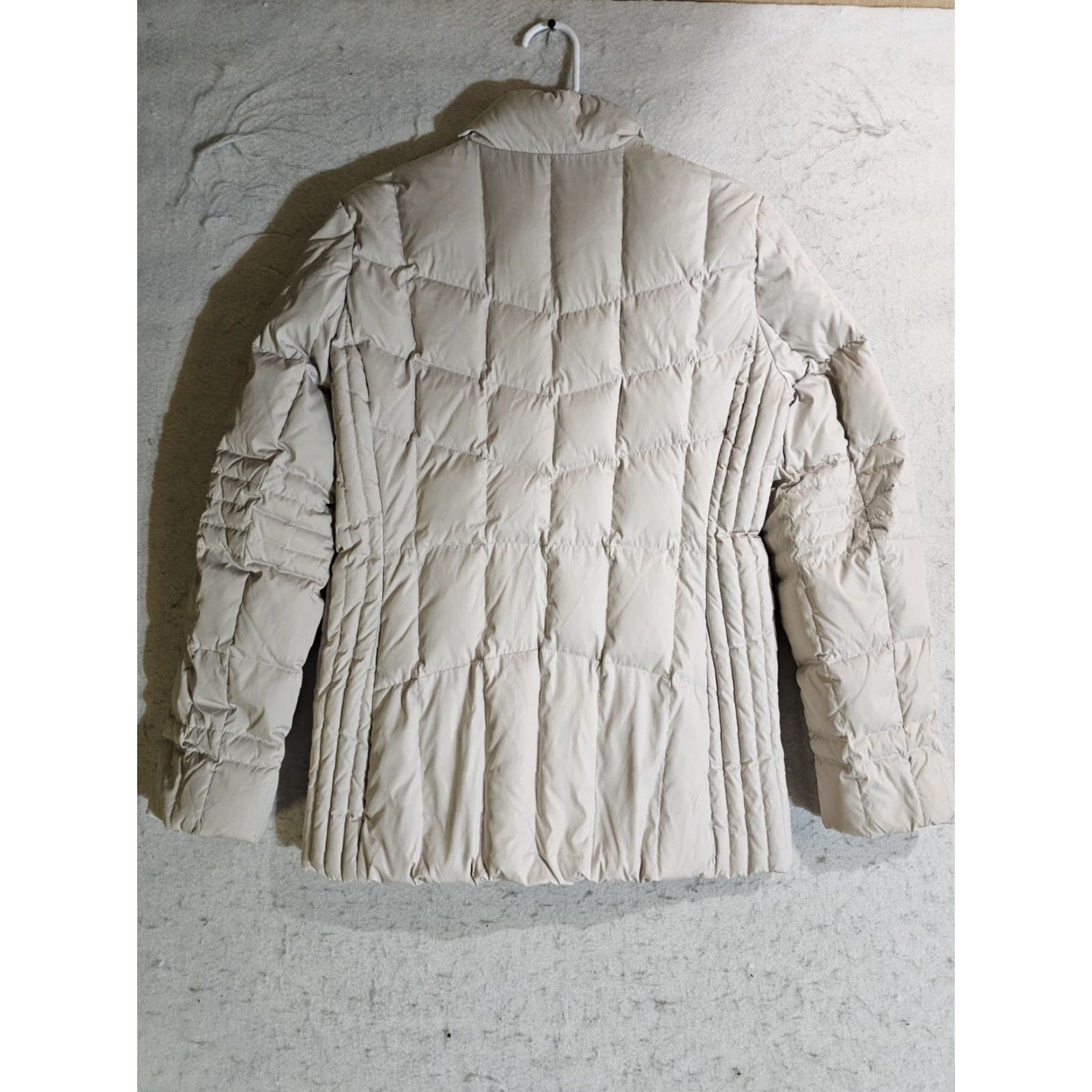 Brooks Brothers Brooks Brothers "346" Quilted Down Insulated Puffer Jacket Women's Size 8 Cream Size M / US 6-8 / IT 42-44 - 7 Thumbnail