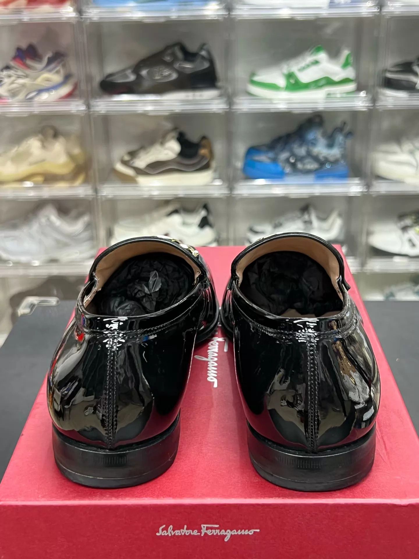 Salvatore Ferragamo Ferragamo GANCINI Patent Leather Loafer 39.5 Near Mint Size US 9 / IT 39 - 6 Thumbnail