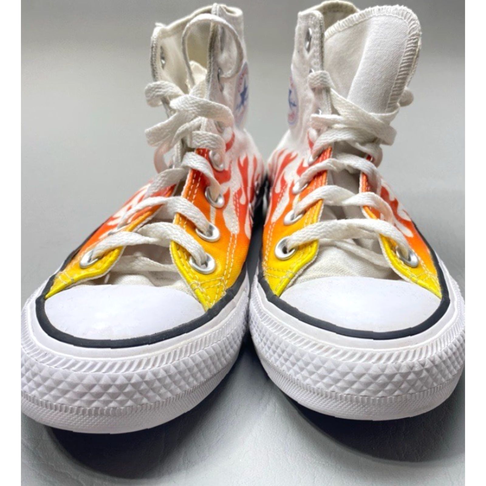 Converse VINTAGE Converse Chuck Taylor All Star Hi Flames White Red Womens Size 6 Sneakers 1356 Size US 6 / IT 36 - 6 Thumbnail