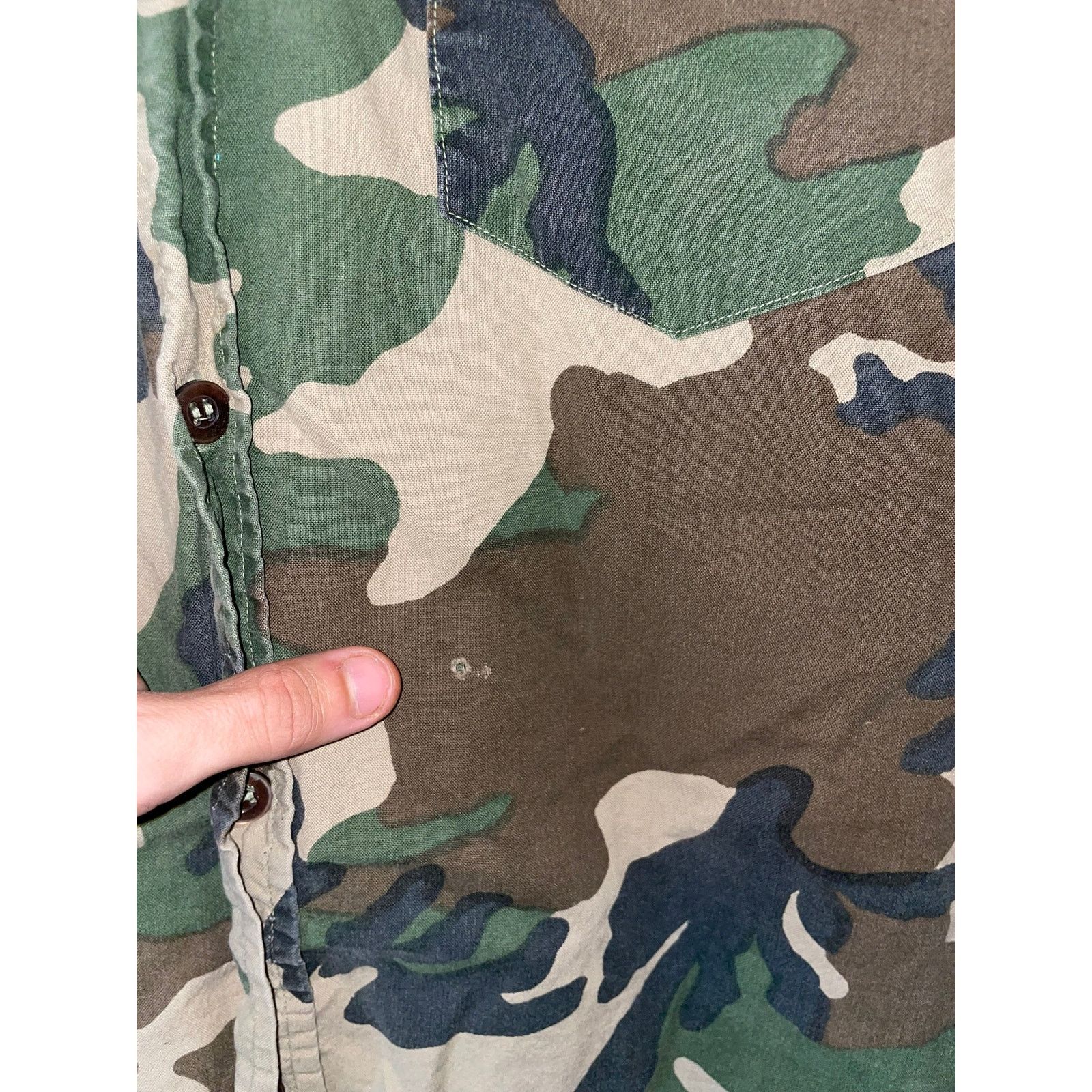 Black Sheep Vintage Camo Button Up Shirt Black Sheep Green Medium Size US M / EU 48-50 / 2 - 6 Thumbnail