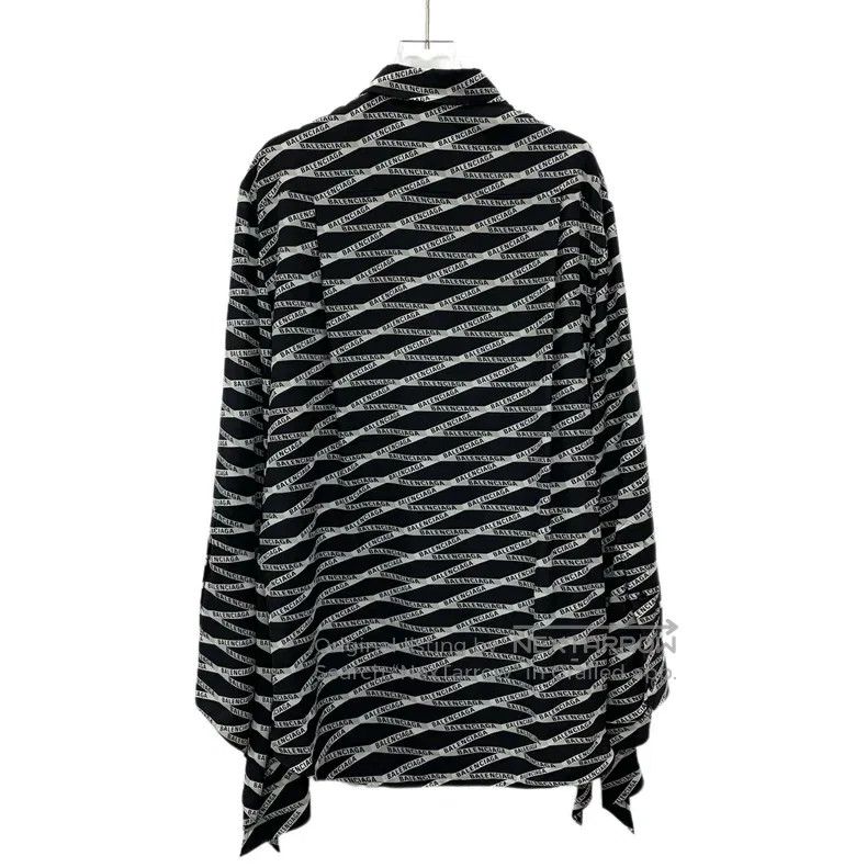 Balenciaga Balenciaga size 34 Black Logo Letter Bullet Screen Print M Size S / US 4 / IT 40 - 2 Thumbnail