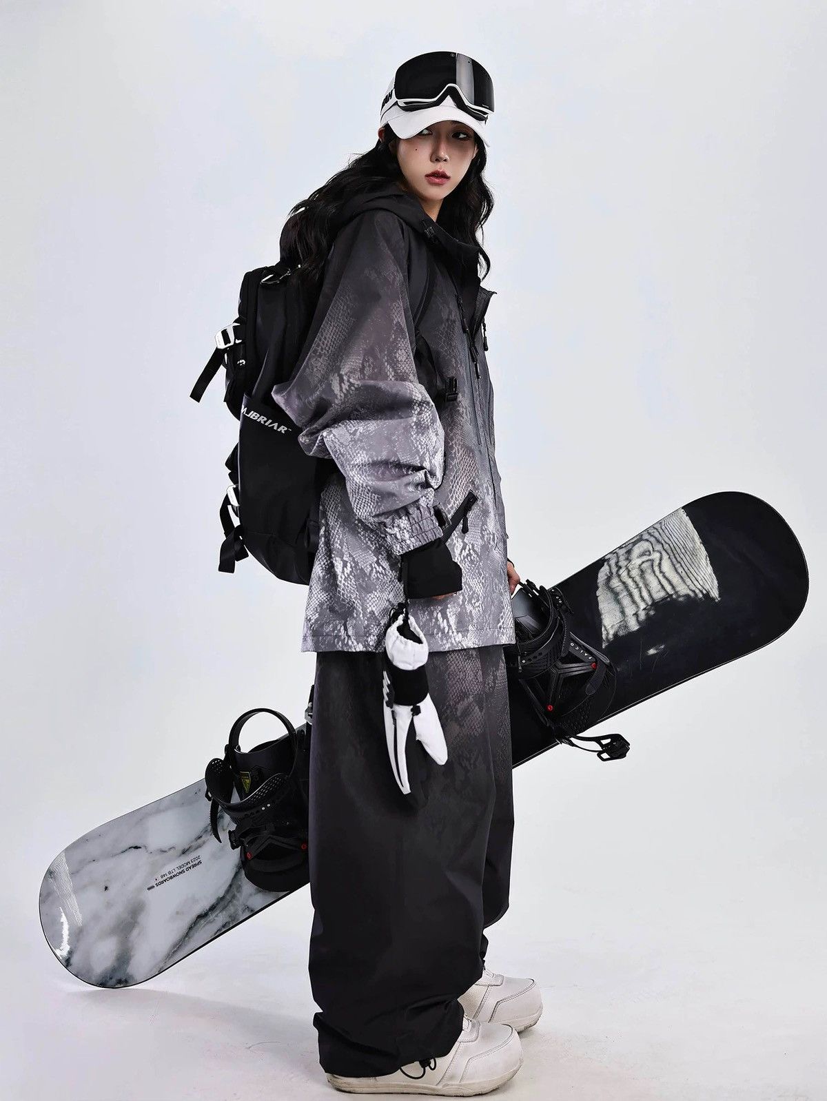 Other Silver Snake Bone Pattern Outdoor Windproof Ski Suit Size US 32 / EU 48 - 3 Thumbnail