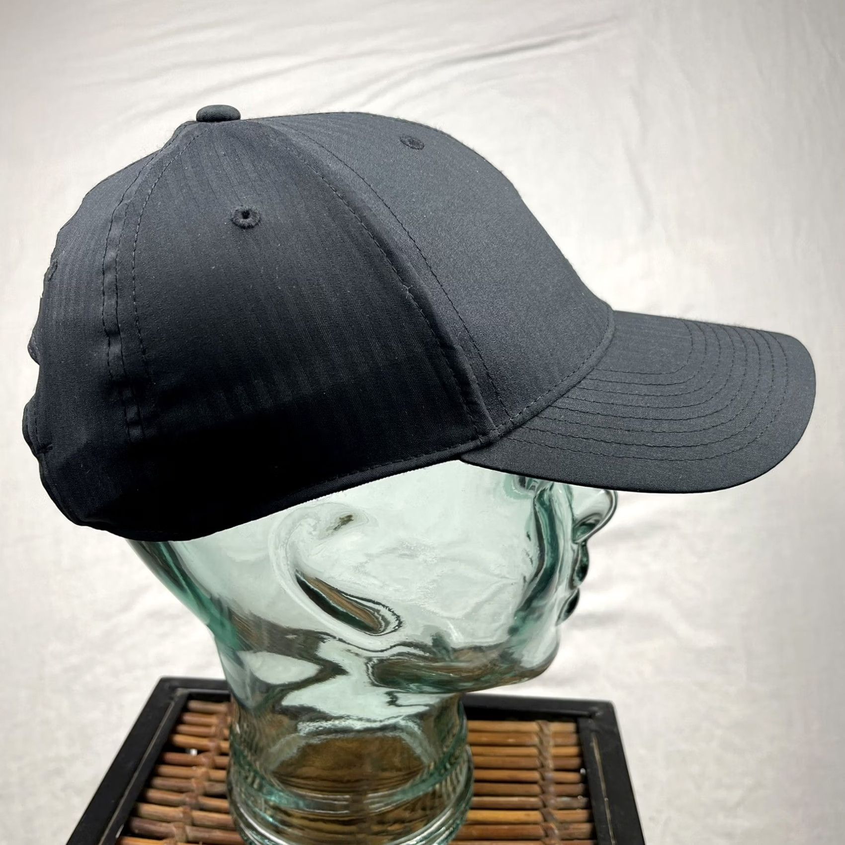 Nike Nike Mickey Mouse Hat Cap Mens Adjustable Black Legacy91 Dri Fit Disney Parks Baseball Cap Size ONE SIZE - 4 Thumbnail