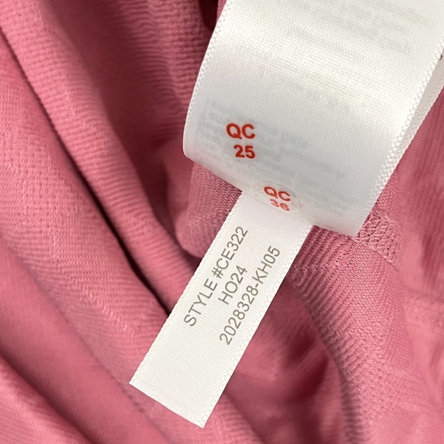 J.Crew J.CREW Sweatshirt Womens XL Pink Quilted Hearts Pullover Crewneck Valentines Size XL / US 12-14 / IT 48-50 - 7 Thumbnail