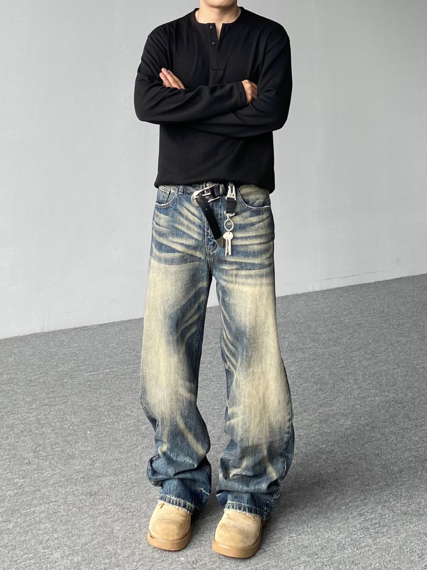 Vintage American-style Vibe washed whisker gradient jeans for men Size US 32 / EU 48 - 2 Thumbnail