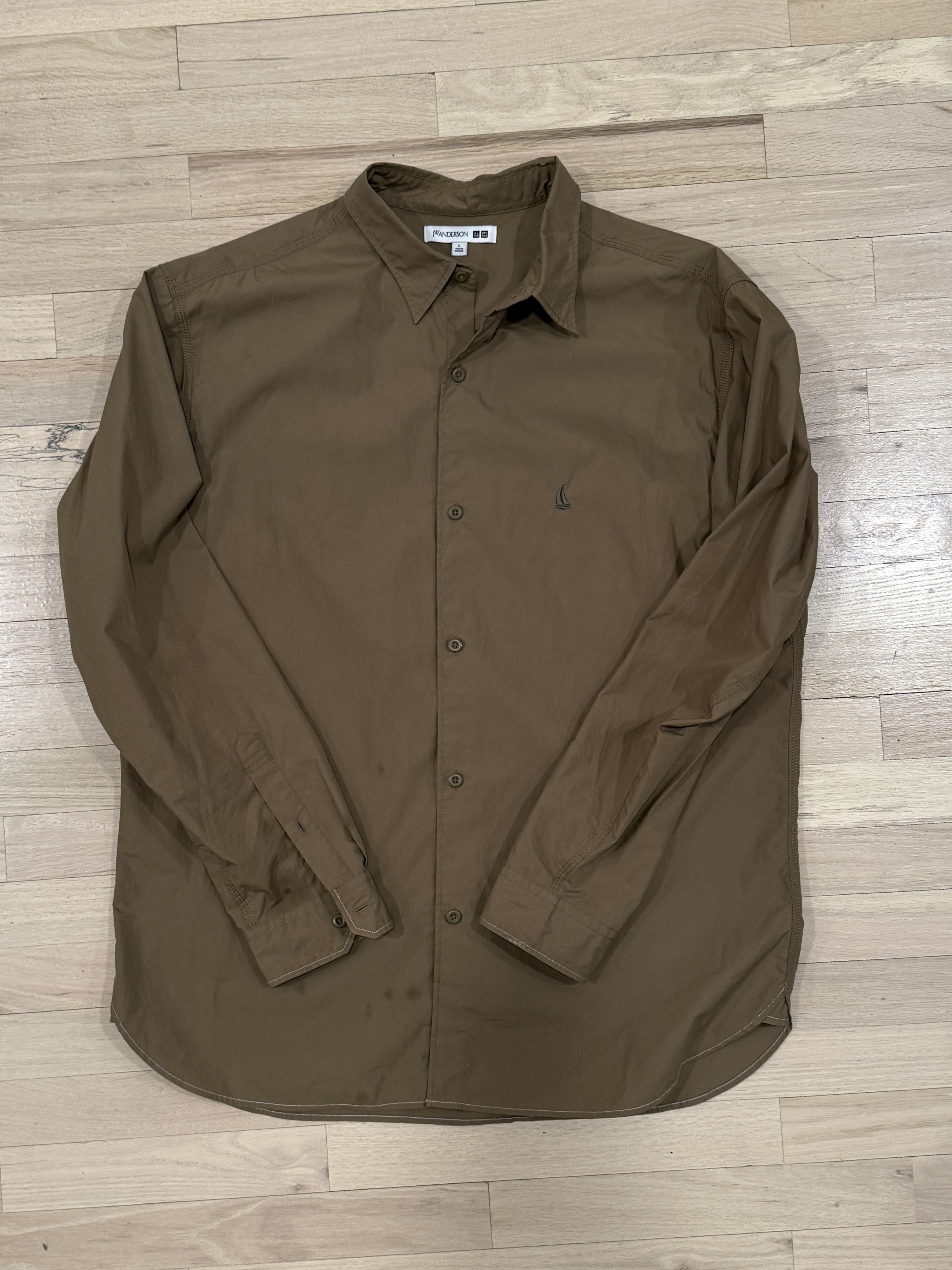 JW Anderson × Uniqlo Uniqlo x JW Anderson Button Down Size US L / EU 52-54 / 3 - 1 Thumbnail