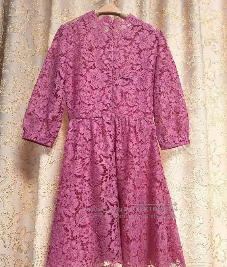 Valentino Valentino Pink lace dress Size S / US 4 / IT 40 - 3 Thumbnail