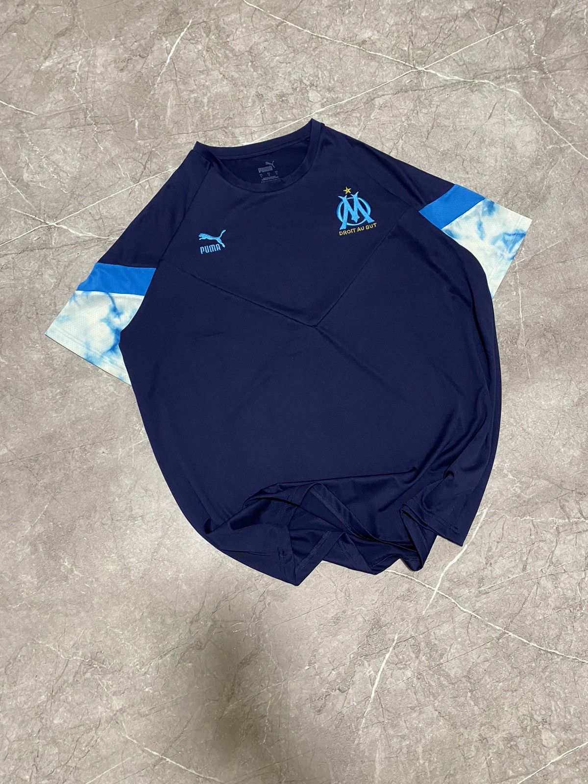 Puma Puma Olympique Marseille 2021 Training Soccer Jersey Y2K Size US L / EU 52-54 / 3 - 2 Thumbnail