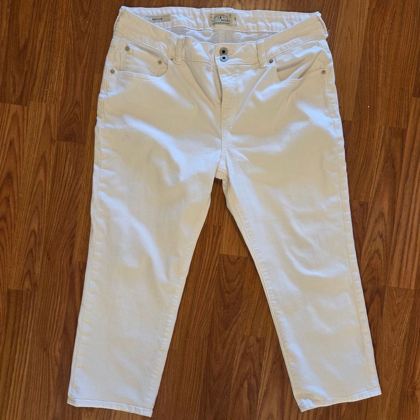 Lucky Brand Lucky Brand Women's White Jeans - Size 14W - Excellent! Size 36" / US 14 / IT 50 - 1 Thumbnail
