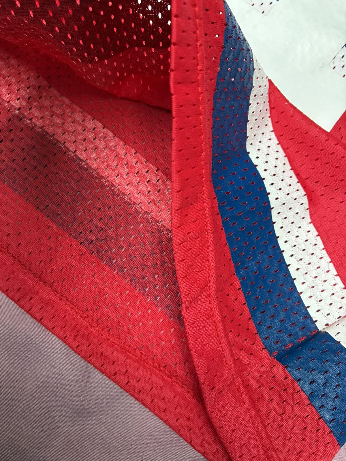 Other Canadian Hockey CARBONNEAU NHL JERSEY Size US S / EU 44-46 / 1 - 6 Thumbnail