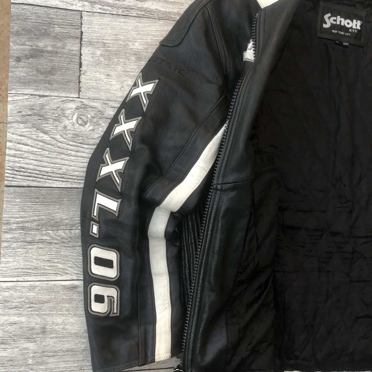 Schott ✅NEED GONE ♥️ SCHOTT NYC cow genuine leather jacket Size US L / EU 52-54 / 3 - 6 Thumbnail