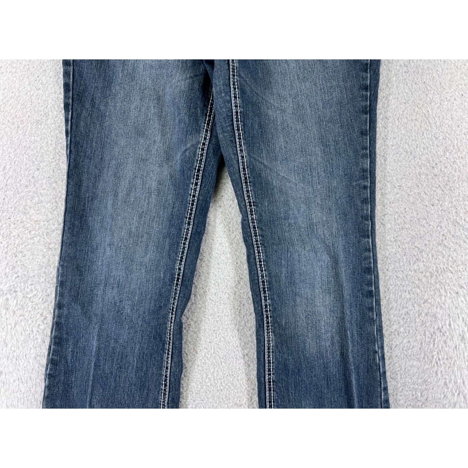 Vintage Earl Jean Pants Women 6 Blue Denim Bootcut Low Rise Bling Embroidered Stretch Size 28" / US 6 / IT 42 - 3 Thumbnail