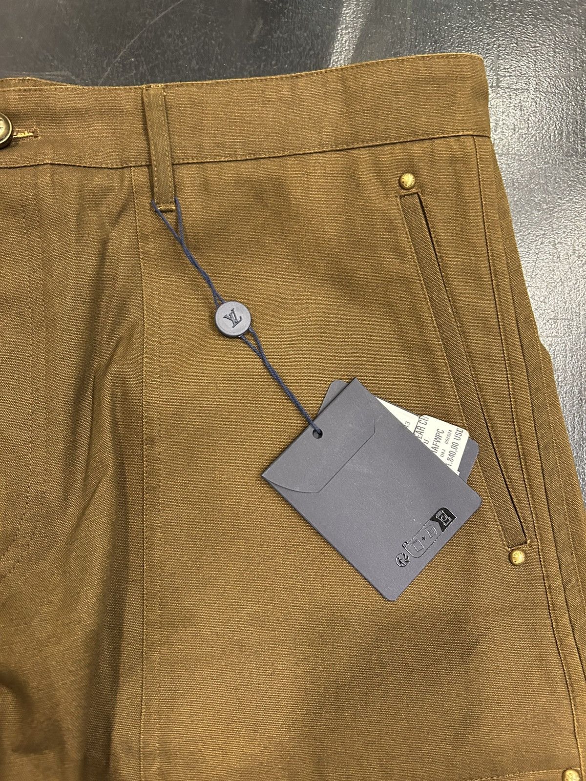 Louis Vuitton Louis Vuitton Military Chino Pant Size US 40 / EU 56 - 4 Thumbnail