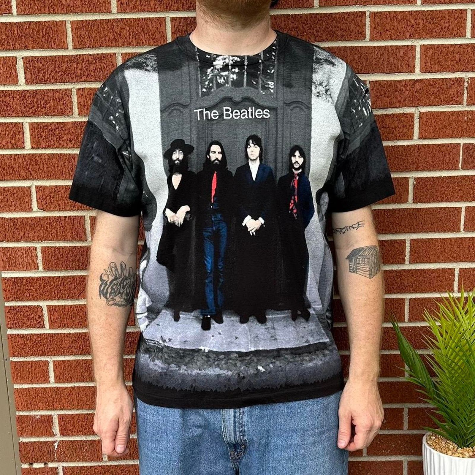 Vintage Vintage 90s the beatles hey jude aop band shirt Size US XL / EU 56 / 4 - 1 Thumbnail