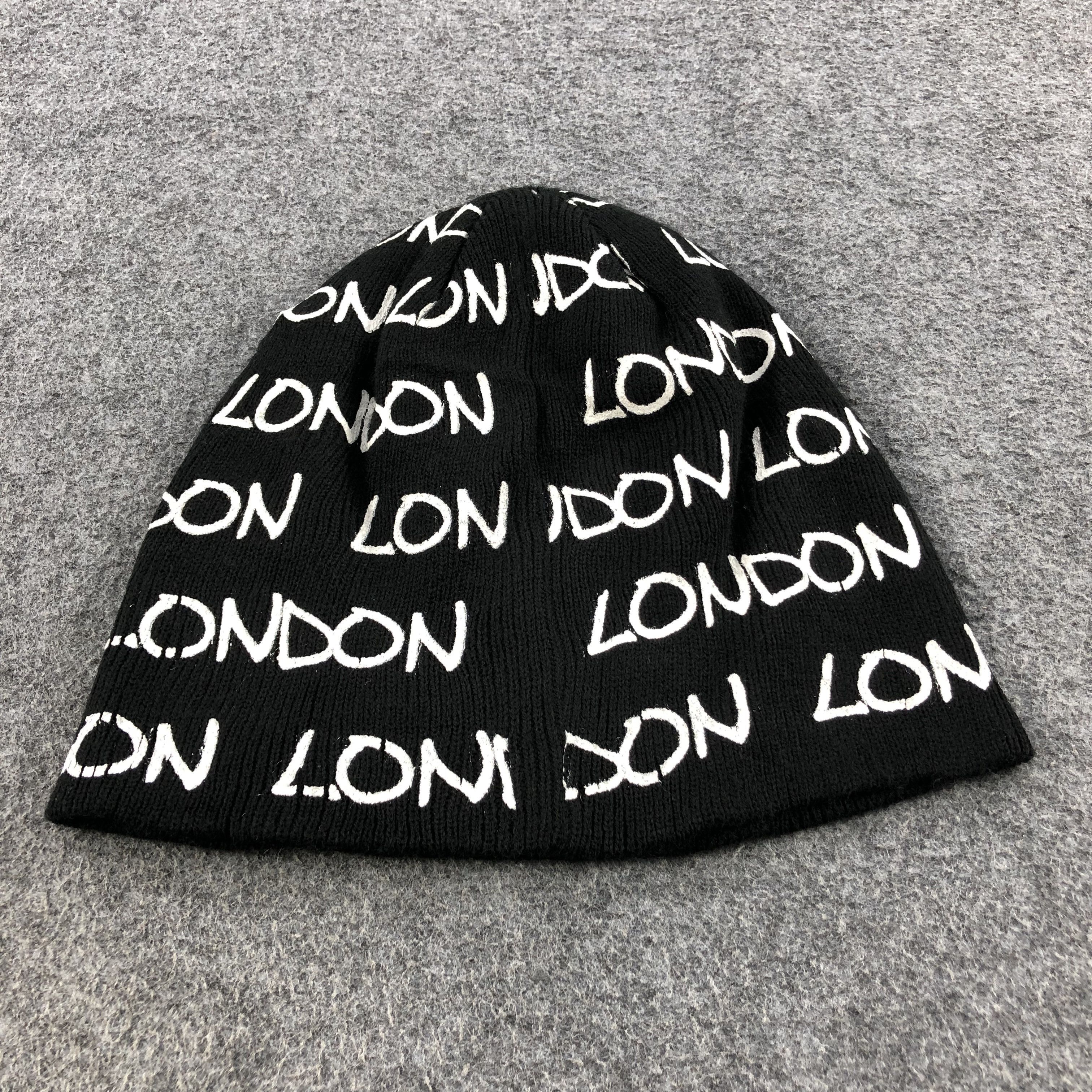 Robin Ruth Robin Ruth London Beanie Snowcap Snow Hat B115 Size ONE SIZE - 2 Thumbnail