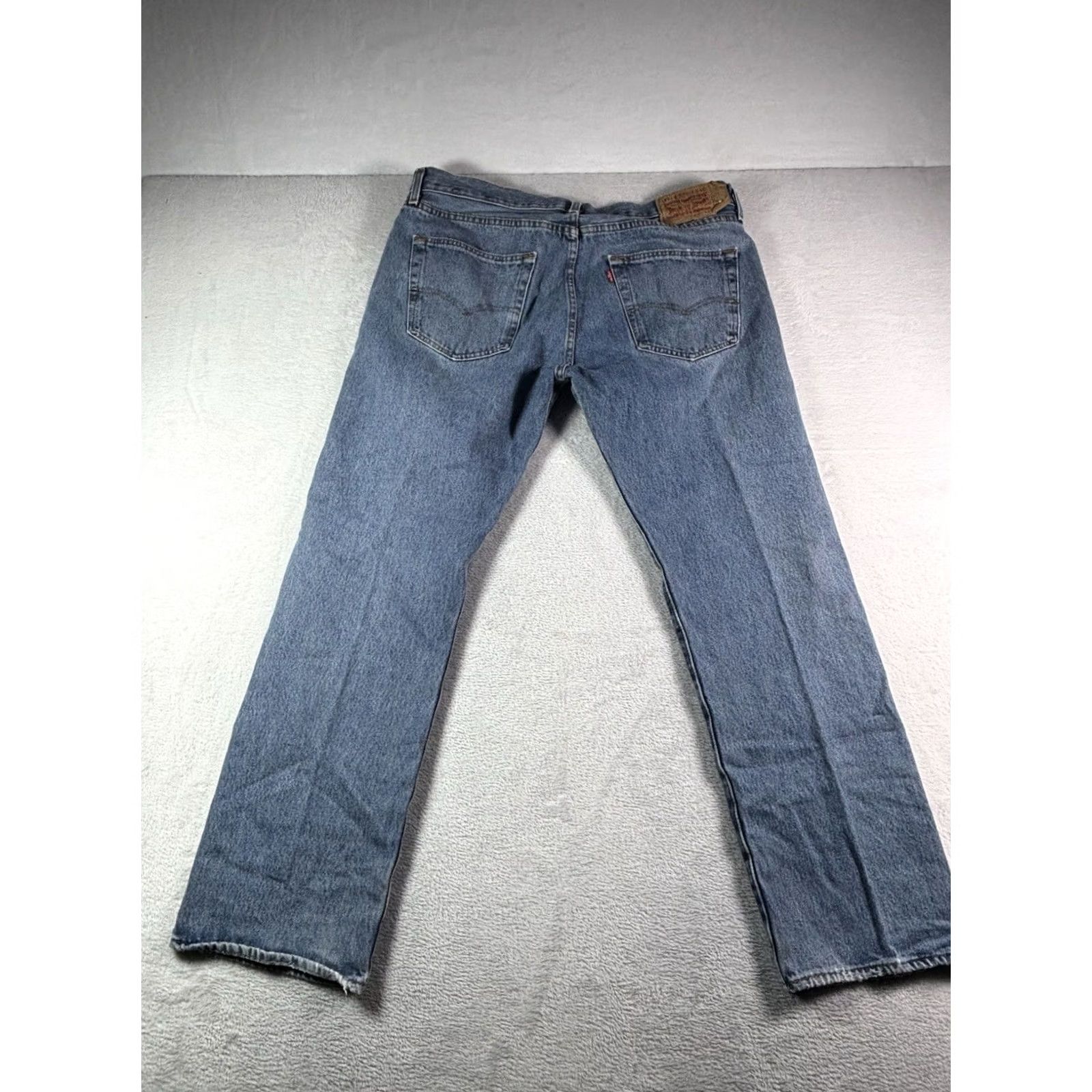 Levi's VINTAGE Levi's 501 Jeans Men 36x30 Button Fly Distressed Denim Straight Leg Fit Jeans Regular Size 36 Blue Mens Levi's 501 Series 5-Pocket Design Size US 36 / EU 52 - 2 Thumbnail