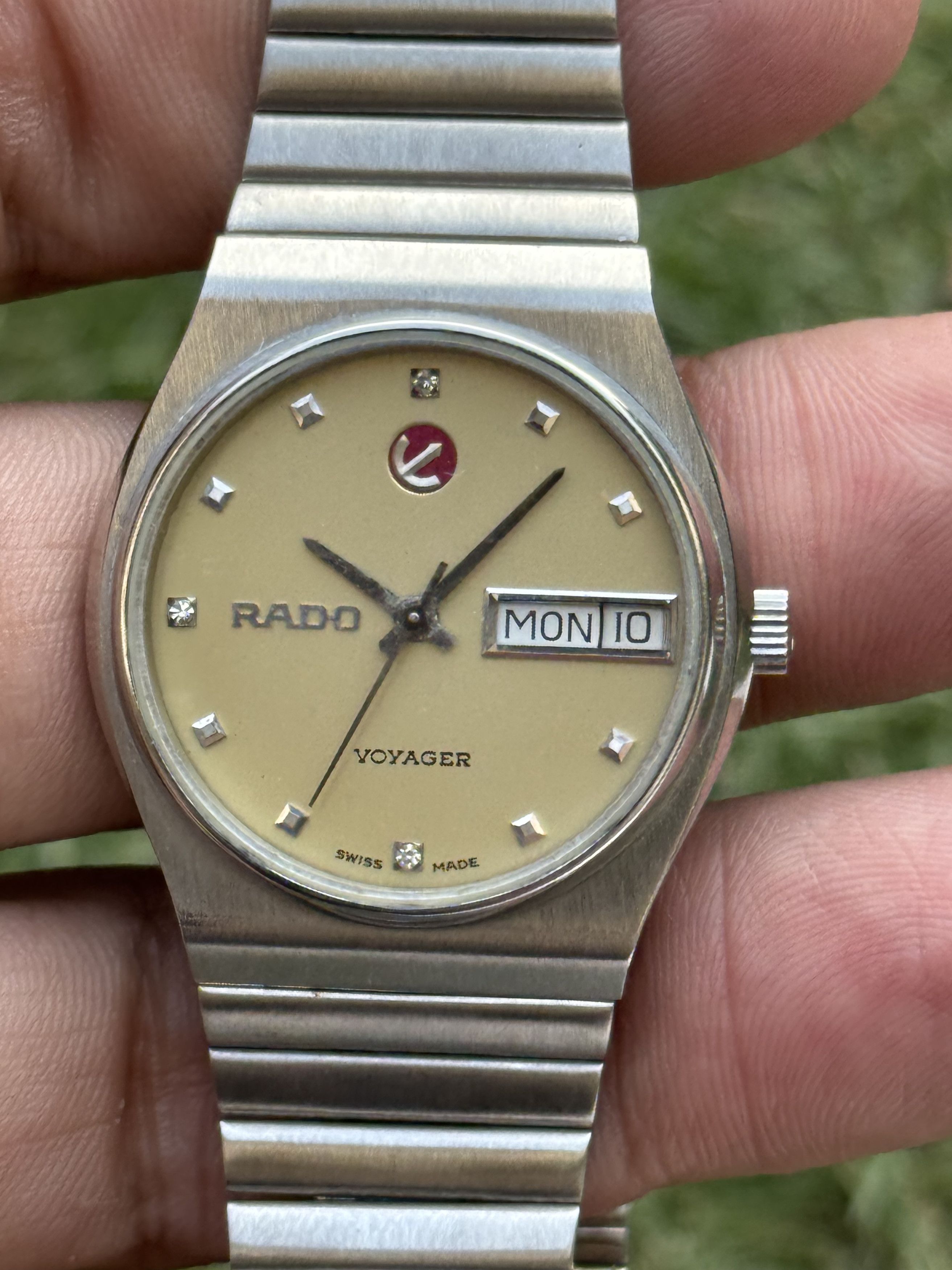 Rado Voyager Automatic Watch  Swiss Made Day Date Vintage in Beige, Men's (Size 32)