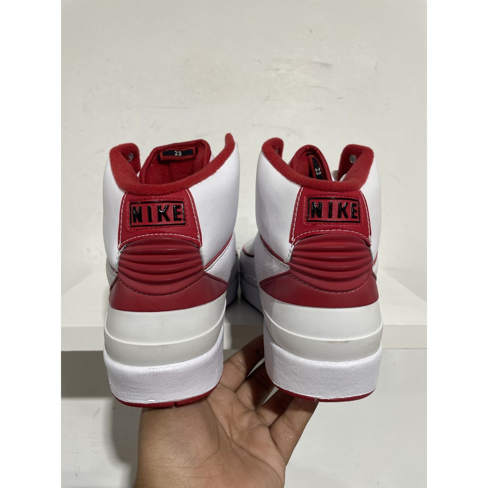 NIKE JORDAN 2 COUNTDOWN PACK SIZE 11.5 PREOWNED