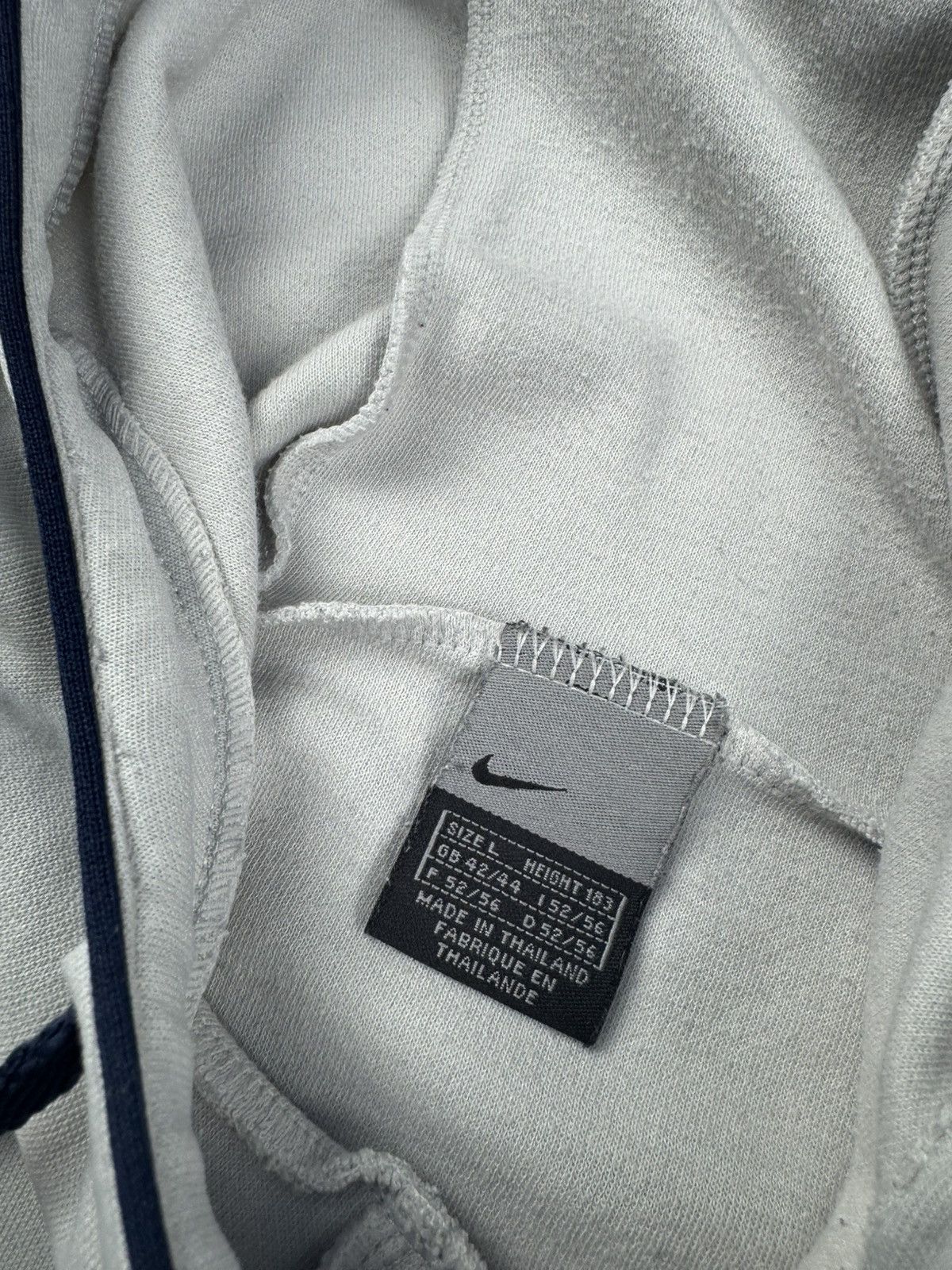Nike × Vintage NIKE VINTAGE CENTER LOGO OVERSIZE BOXY HOODIE Size US L / EU 52-54 / 3 - 7 Thumbnail