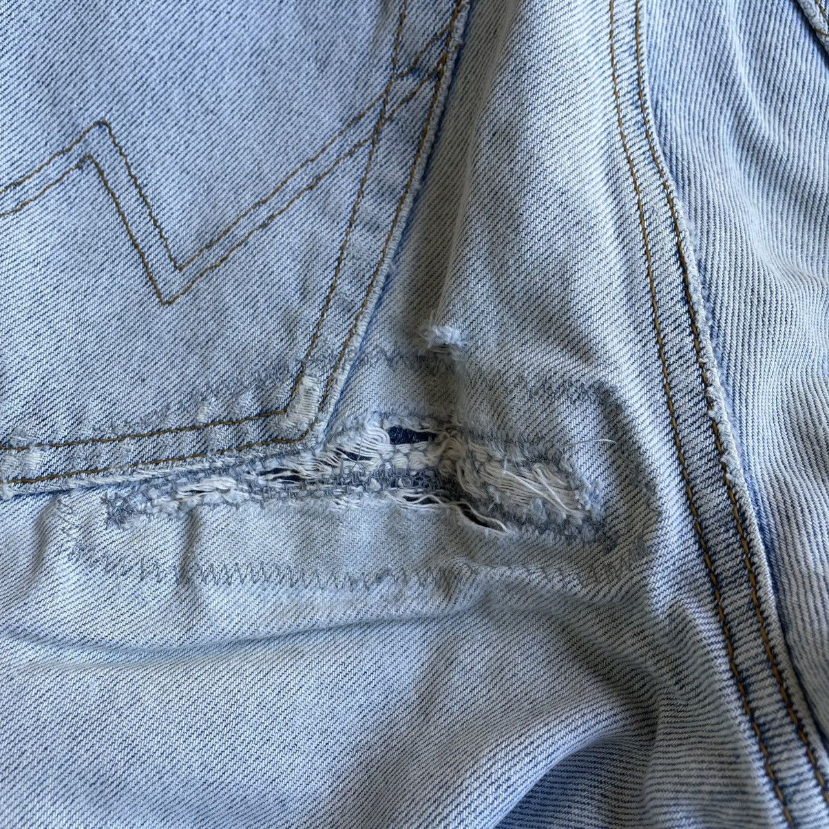 Wrangler 🔥Vintage Wrangler Stoned Washed Ripped Distress Denim Jeans Size US 29 - 12 Thumbnail
