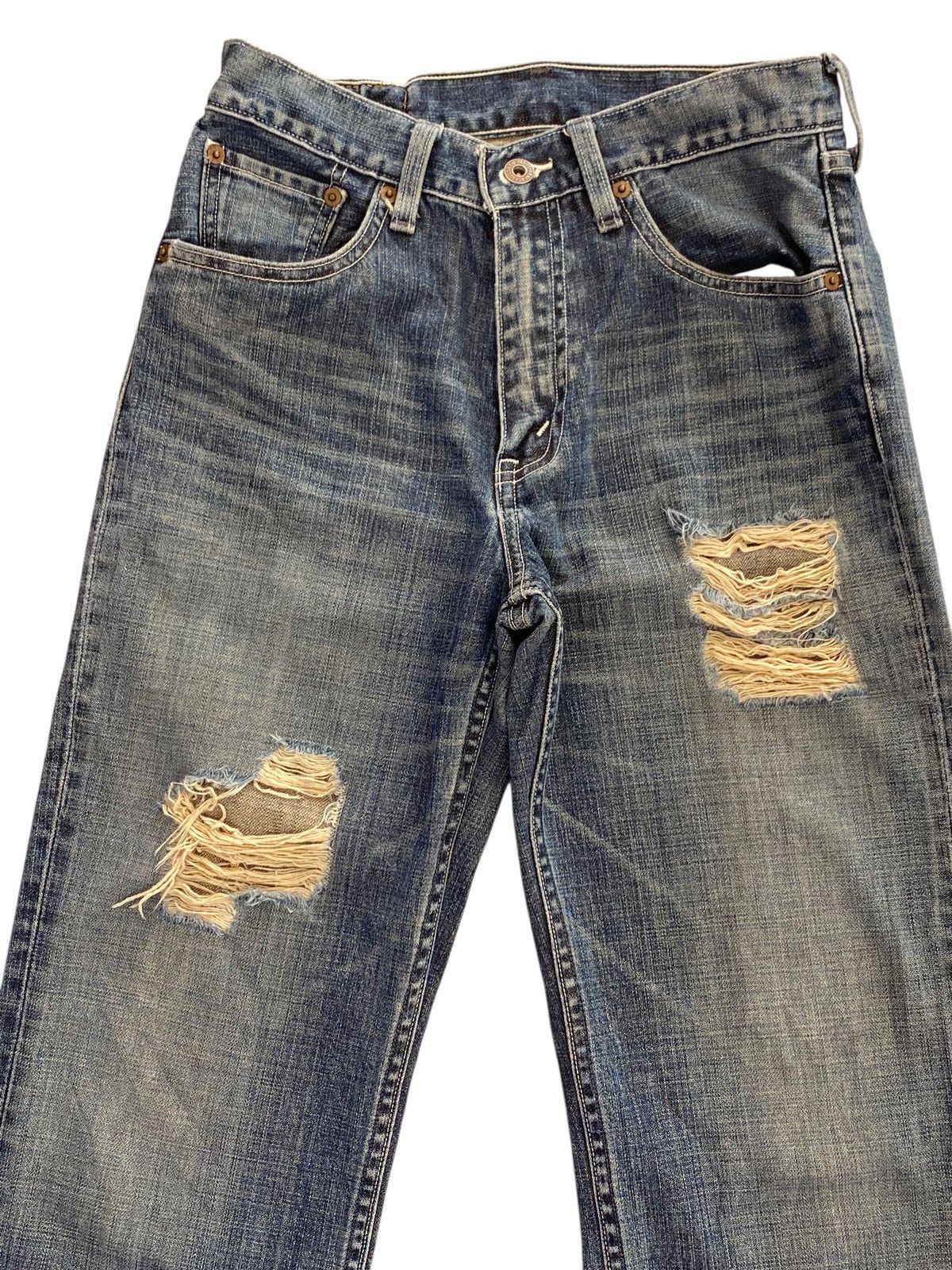 Levi's Levi’s Distressed Faded Wash Style Loose Jeans Size US 28 / EU 44 - 2 Thumbnail