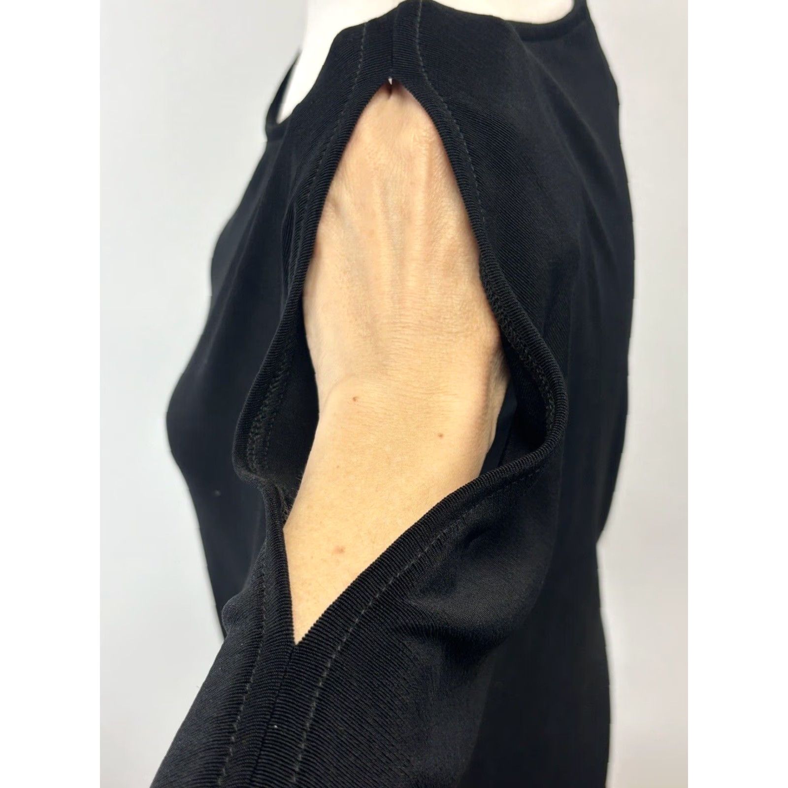 Vintage VINTAGE Chicos Travelers Slinky Black 3/4 Sleeve Split Ruched Shirt Top Womens Medium Size M / US 6-8 / IT 42-44 - 6 Thumbnail