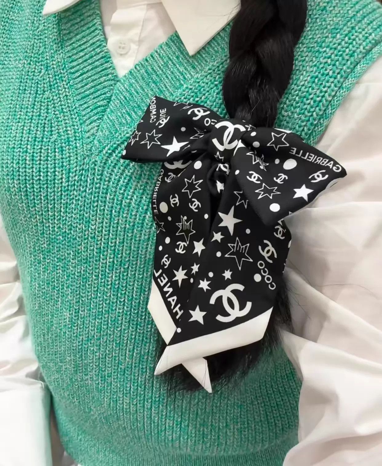 Chanel CHANEL Classic Black & White CC Star Bow Hair Tie Size ONE SIZE - 2 Thumbnail