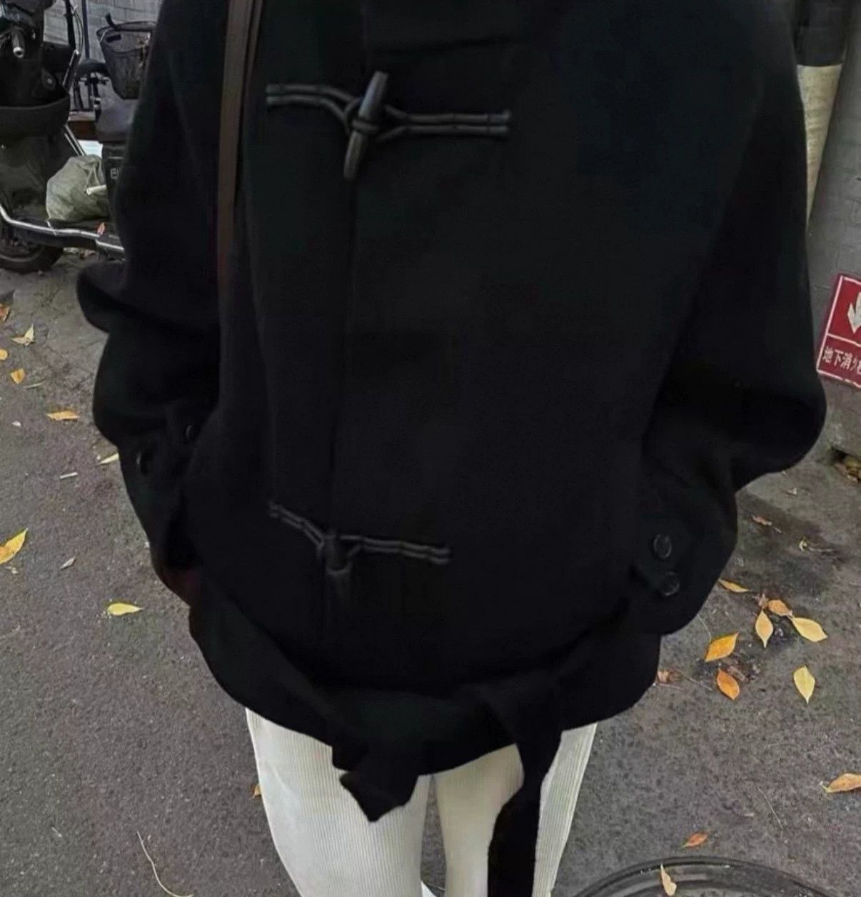 Lemaire Lemaire Horn Button Hooded Short Jacket FR36 Size XS / US 0-2 / IT 36-38 - 2 Thumbnail