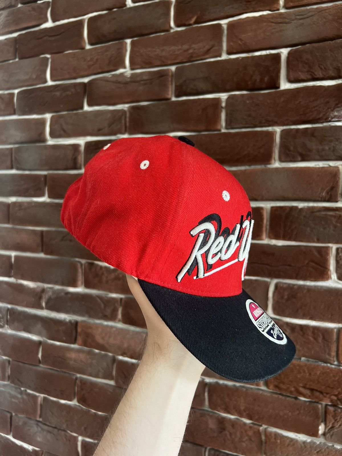 NHL Detroit Red Wings NHL Sport Red Hat Cap Snapback Streetwear Size ONE SIZE - 4 Thumbnail
