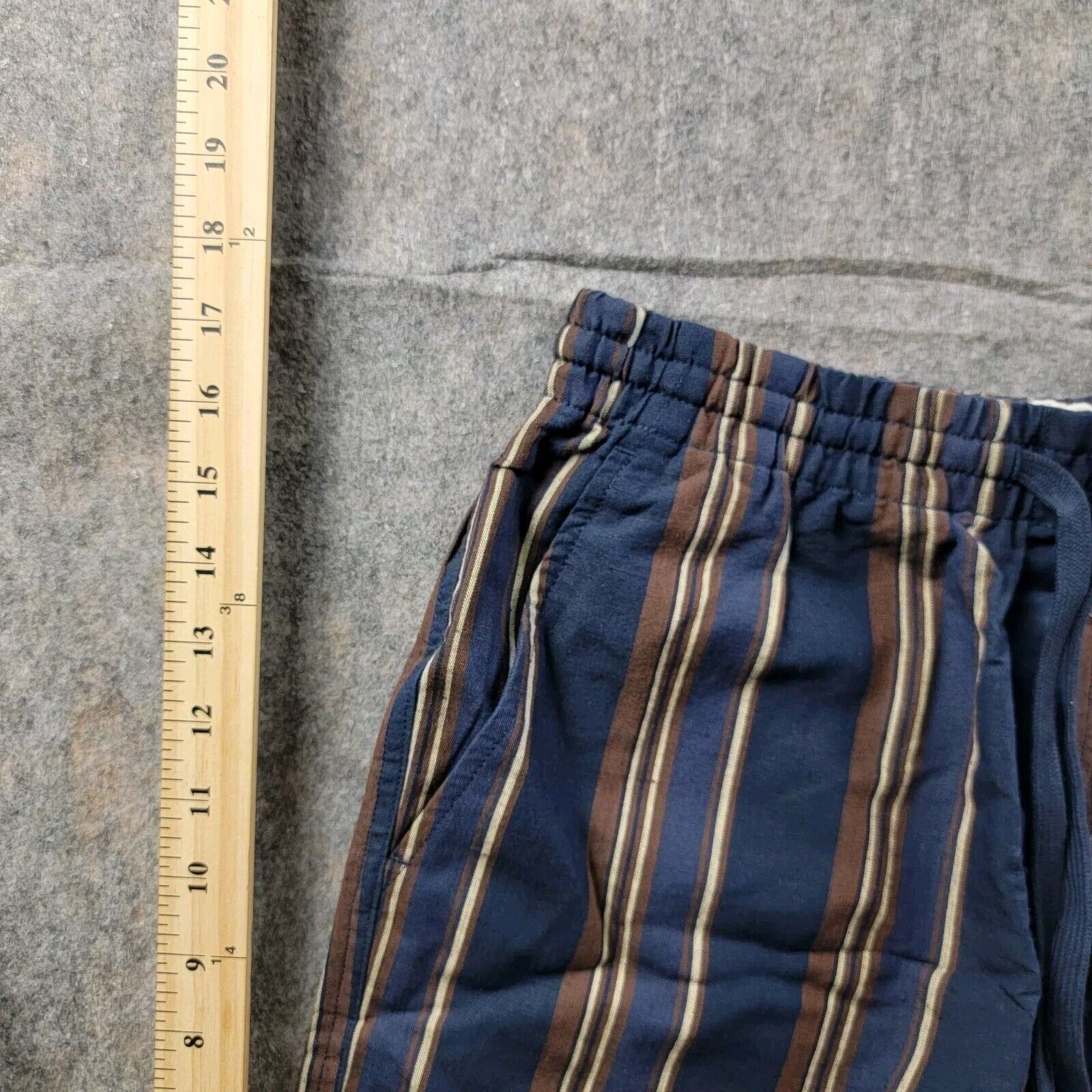 Todd Snyder Todd Snyder Weekend Shorts 7” Brown Striped Size XS Size US 26 / EU 42 - 8 Thumbnail