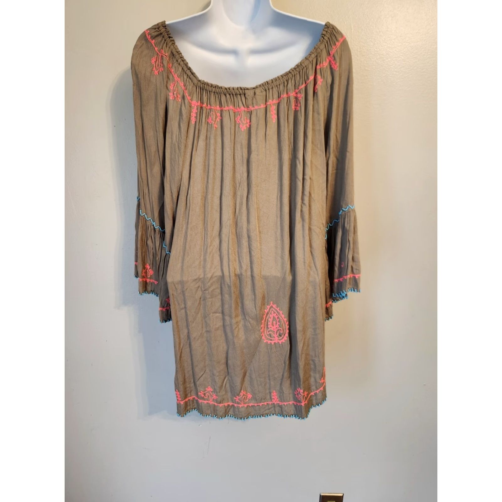 Bell Lagaci Cover Up Top Gray 3/4 Bell Sleeve Beaded Embroidered Round Neck Bohemian Hippie M Womens Size M / US 6-8 / IT 42-44 - 6 Thumbnail