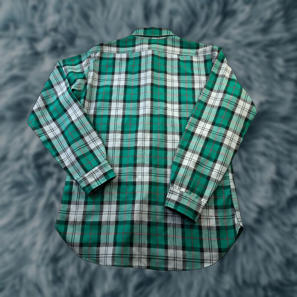 Pendleton VINTAGE Pendleton Shirt Mens Medium Green Wool USA Made Lightweight Flannel Size US M / EU 48-50 / 2 - 1 Thumbnail