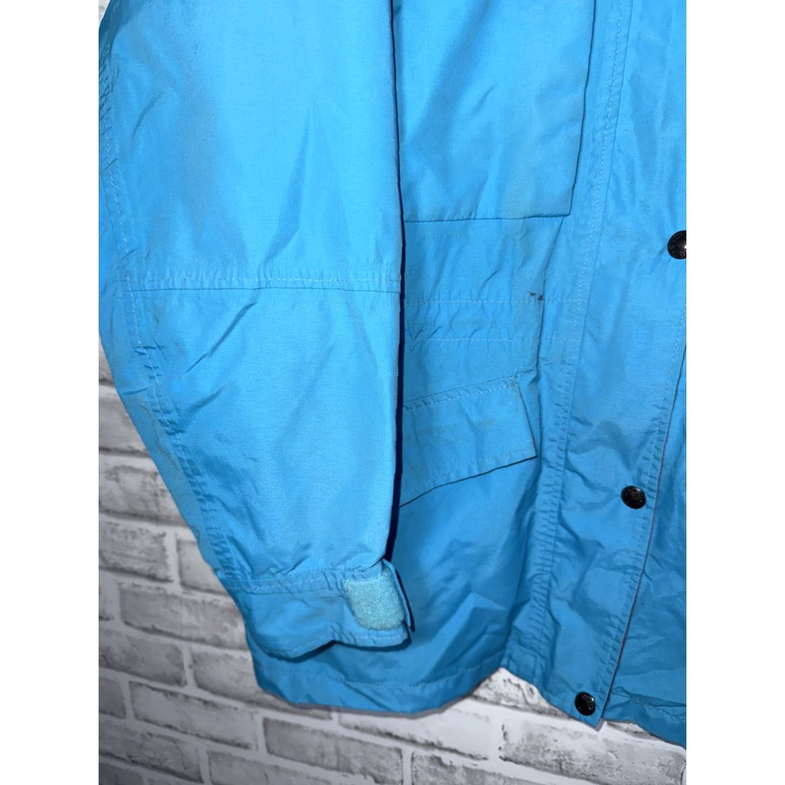 The North Face VTG The North Face Gore Tex Hooded Parka Womens M USA Teal Red Parka Hooded Womens M USA Size M / US 6-8 / IT 42-44 - 5 Thumbnail