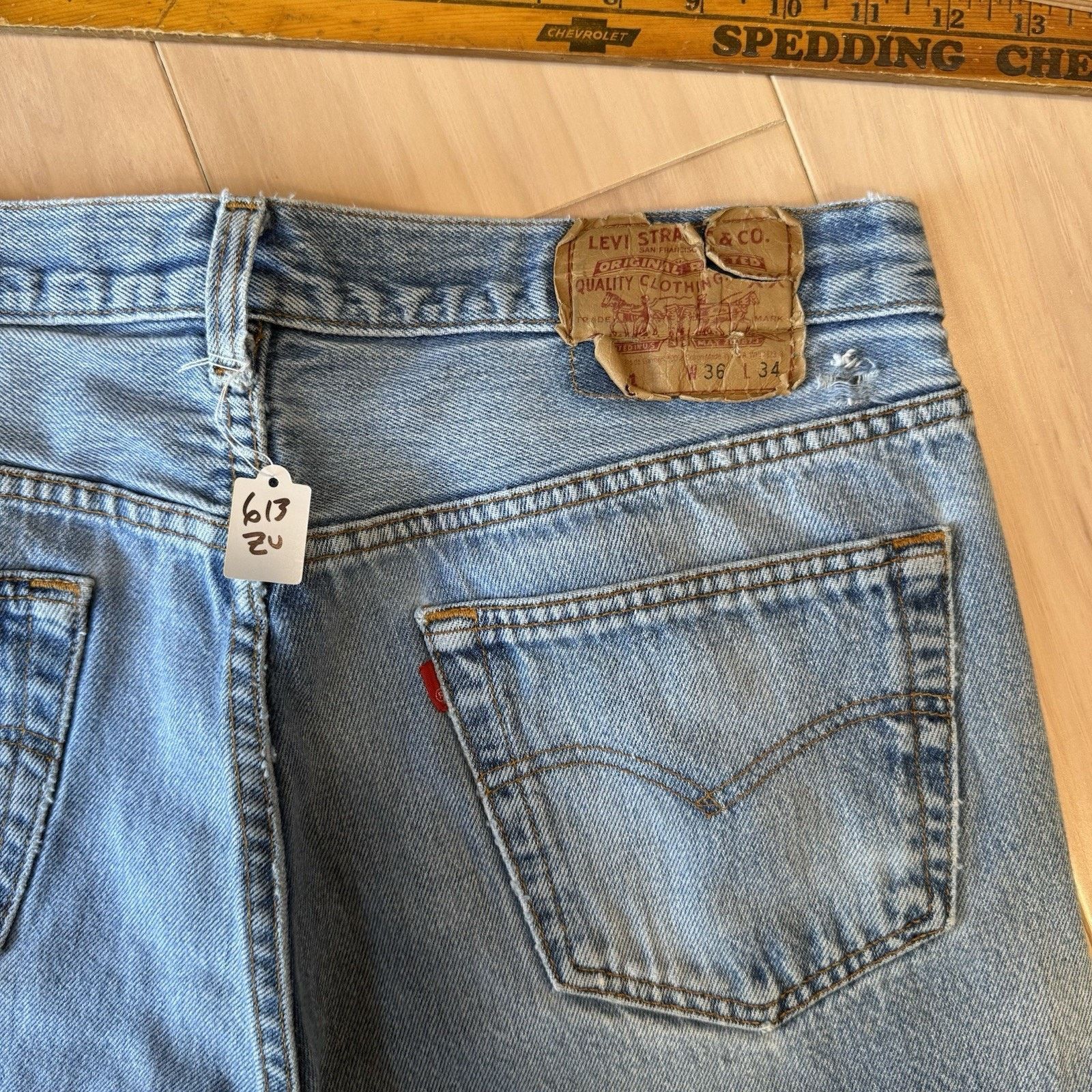 Levi's Vintage Levis 501 Jeans 32 Straight Leg 80s Denim Workwear Size US 32 / EU 48 - 12 Thumbnail