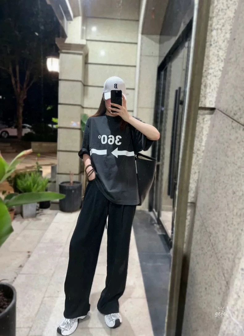 Balenciaga Balenciaga 360around Surrounding Short Sleeve Size US XXS / EU 40 - 2 Thumbnail