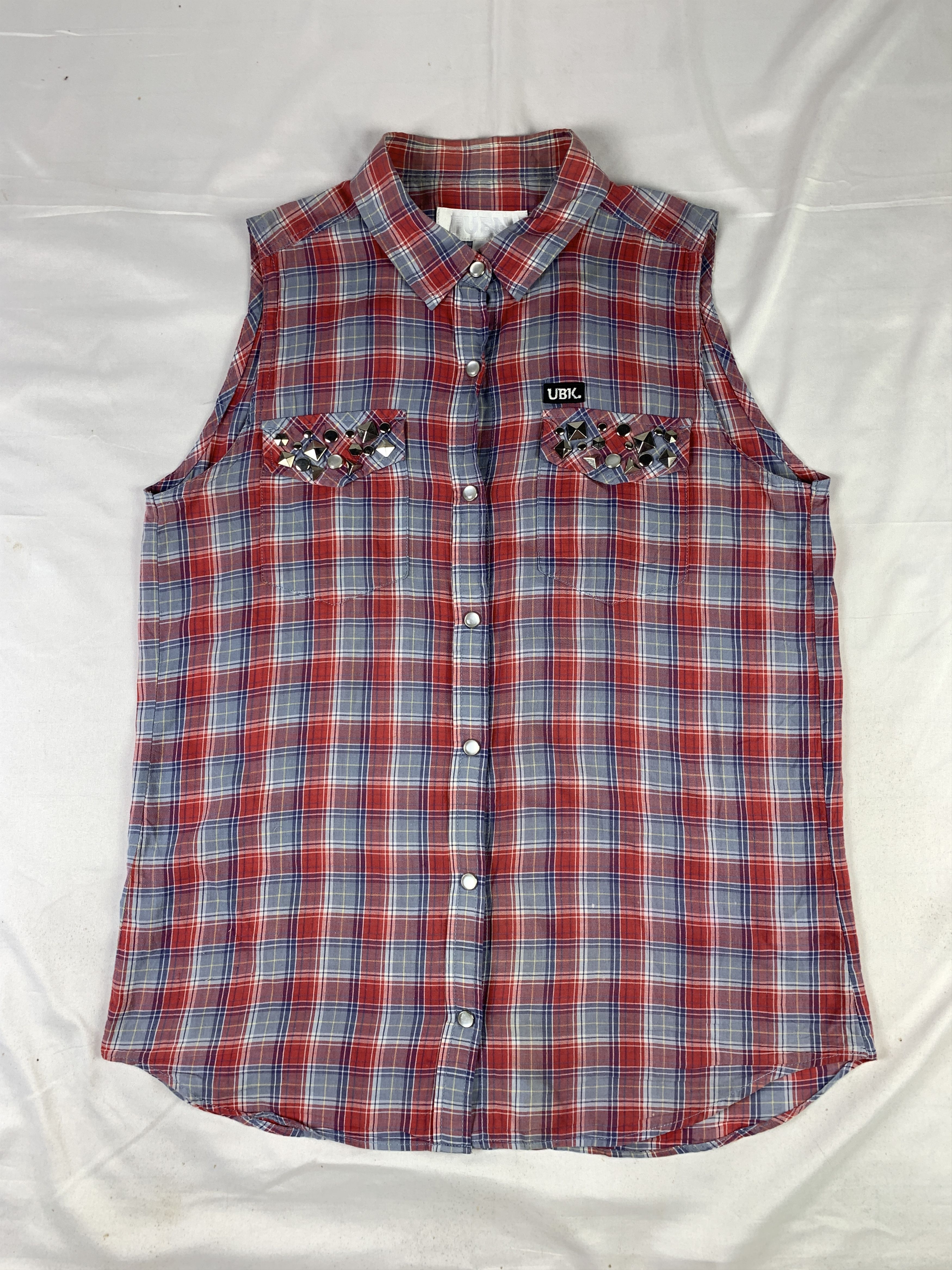 Fubu FUBU Plaid Studded Snap Sleeveless Shirt (M) Size M / US 6-8 / IT 42-44 - 1 Thumbnail