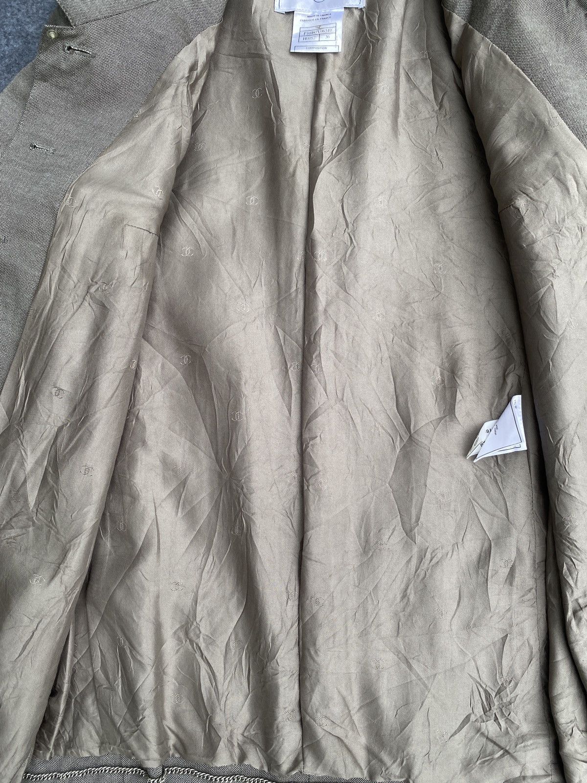 Chanel Chanel boutique missing button jacket Size XS / US 0-2 / IT 36-38 - 15 Thumbnail