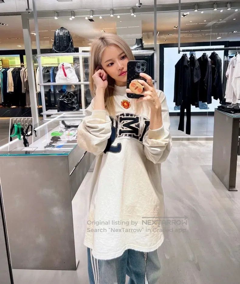 Balenciaga Balenciaga Long Sleeve T-Shirt Size US S / EU 44-46 / 1 - 6 Thumbnail