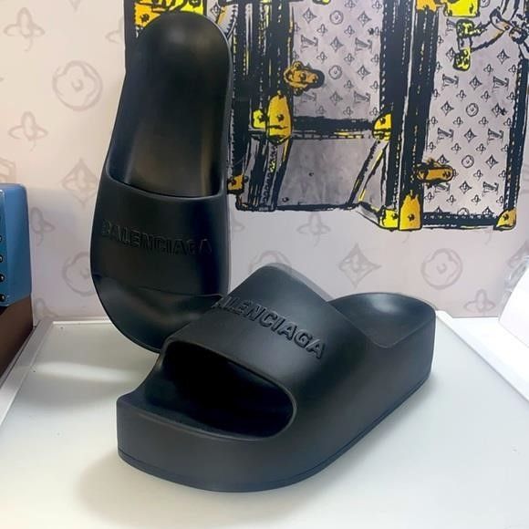 Balenciaga New Balenciaga WOMEN'S CHUNKY SLIDE SANDAL IN BLACK rubber S Size US 10.5 / IT 40.5 - 5 Thumbnail